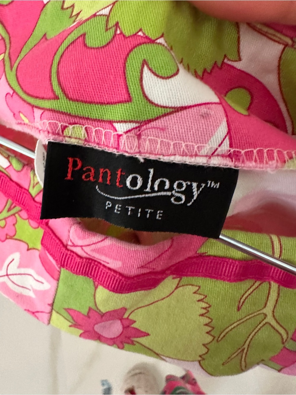 Pink & Green Floral Cotton Capri Pants - Picture 5 of 7